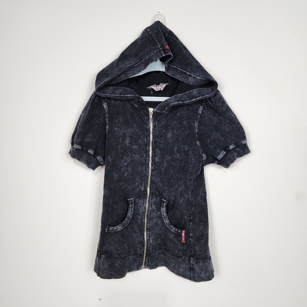 Hard tail short sleeve hoodie, size 10-12